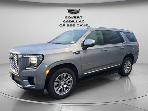 Used 2023 GMC Yukon Denali image 3