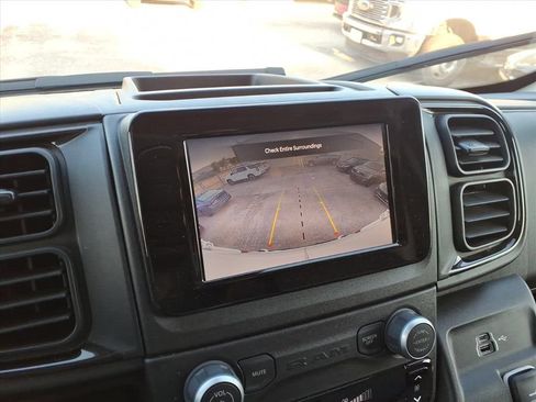 Used 2025 RAM ProMaster 2500 w/ Safety Group FWD image 15