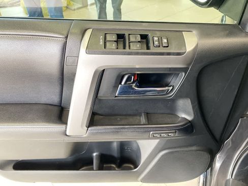 Used 2019 Toyota 4Runner Limited AWD/4WD image 24