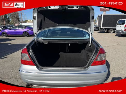 Used 2009 Mercedes-Benz E 350 Sedan image 25