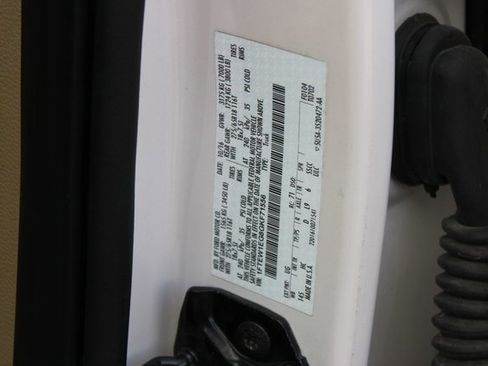 Used 2016 Ford F150 Lariat w/ Equipment Group 502A Luxury image 29