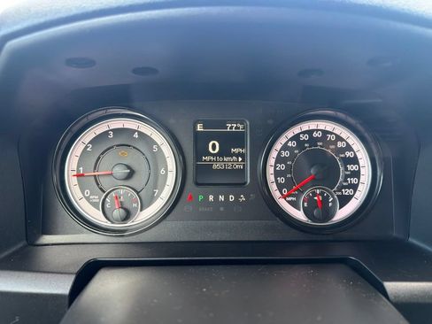 Used 2022 RAM 1500 Tradesman w/ Chrome Appearance Group AWD/4WD image 27
