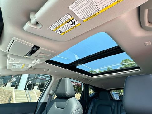 Used 2026 Nissan Murano SL AWD/4WD image 11