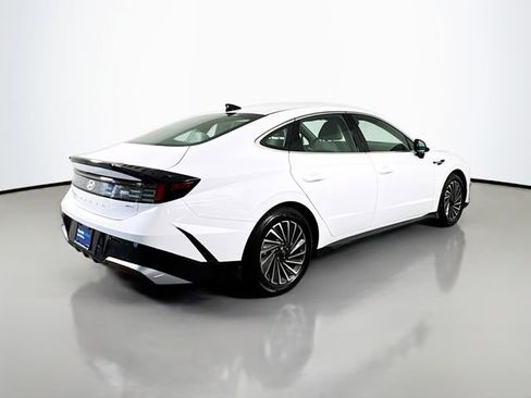 Certified 2025 Hyundai Sonata SEL FWD image 8