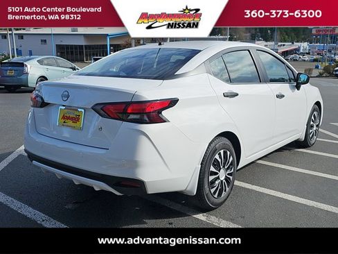 Used 2024 Nissan Versa S w/ Trunk Package image 5