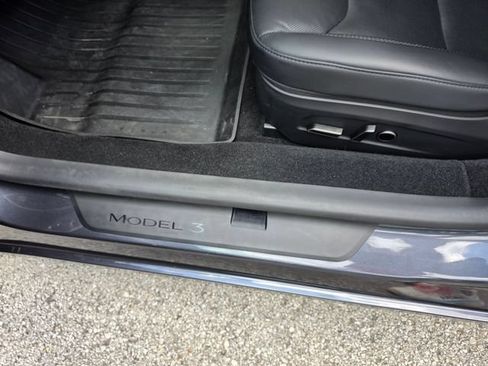 Used 2025 Tesla Model 3 Long Range RWD image 25