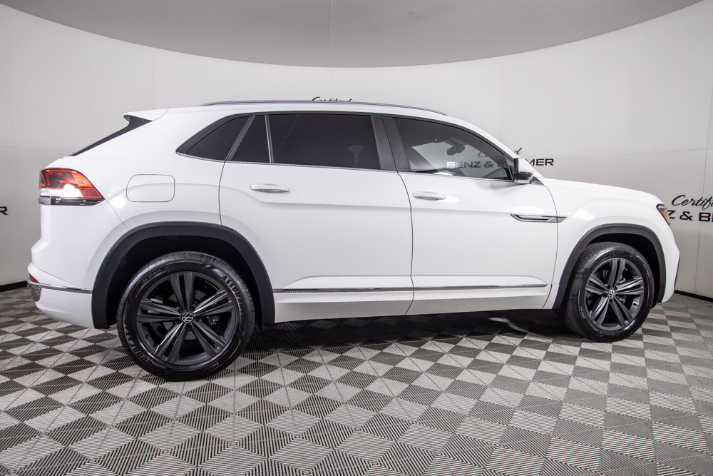 Used 2021 Volkswagen Atlas Cross Sport SE w/ V6 Towing Package FWD image 4