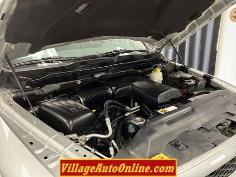 Used 2016 RAM 1500 Express AWD/4WD image 39