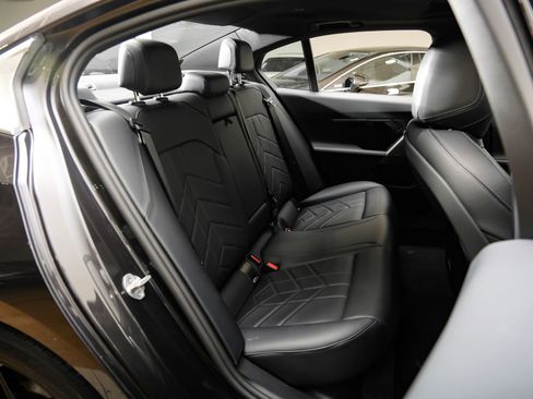 Used 2025 BMW 530i RWD image 46