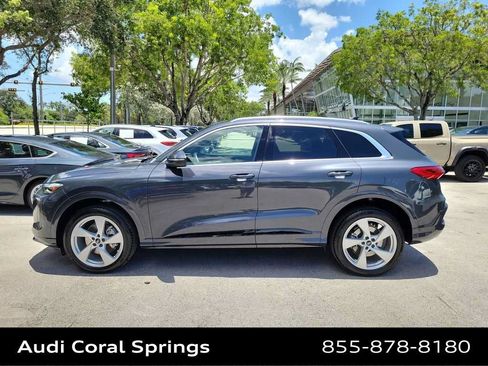 Certified 2025 Audi Q5 Premium w/ Premium Plus AWD/4WD image 5