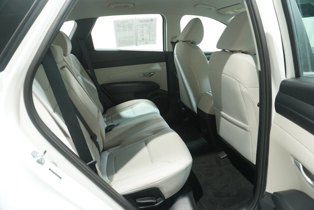 Certified 2026 Hyundai Tucson SE AWD/4WD image 16
