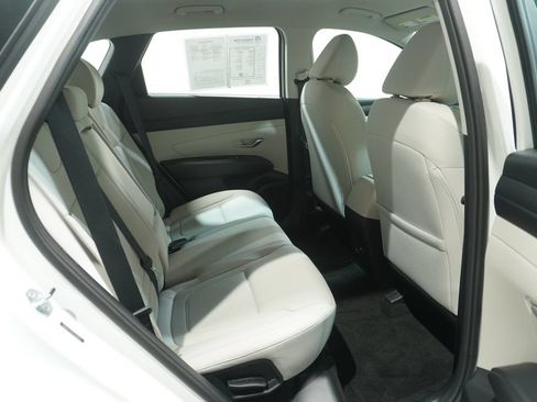 Certified 2026 Hyundai Tucson SE AWD/4WD image 16