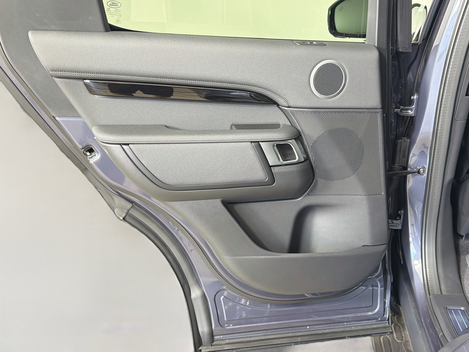 New 2026 Land Rover Discovery S AWD/4WD image 26