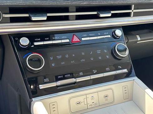 New 2026 Hyundai Santa Fe Calligraphy AWD/4WD image 22