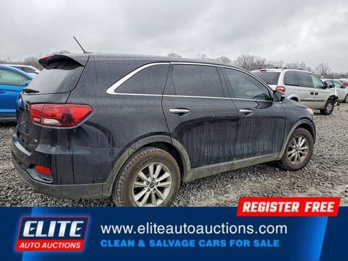 Used 2019 Kia Sorento L image 6