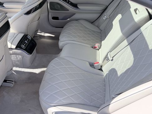 Used 2021 Mercedes-Benz S 580 4MATIC Sedan w/ Warmth & Comfort Package image 29