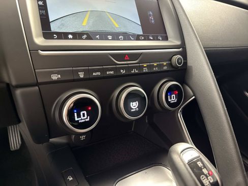 Used 2020 Jaguar E-PACE SE AWD/4WD image 25