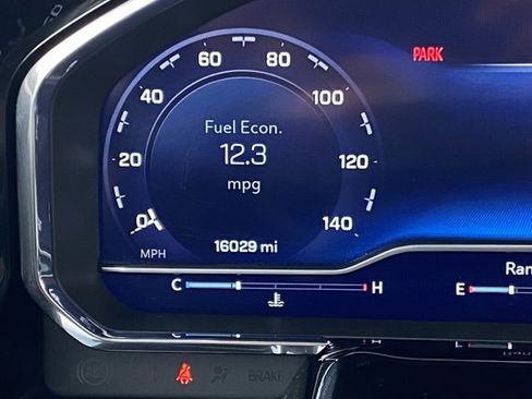 Used 2023 Chevrolet Silverado 1500 ZR2 w/ Technology Package image 16