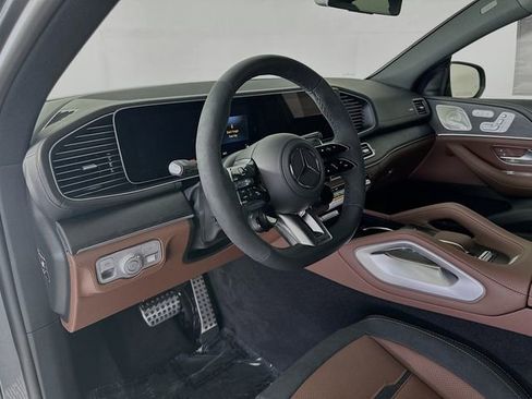 New 2026 Mercedes-Benz GLE 53 AMG 4MATIC Coupe image 9