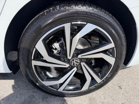 New 2026 Volkswagen Jetta SEL FWD image 12