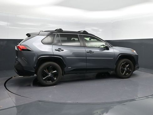 Used 2019 Toyota RAV4 XSE image 8