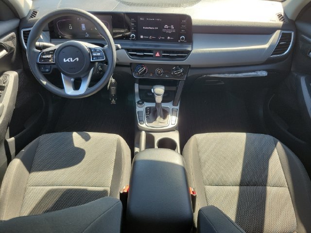 Used 2024 Kia Seltos LX AWD/4WD image 14