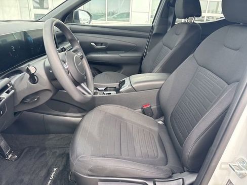 Used 2025 Hyundai Santa Cruz SE image 11