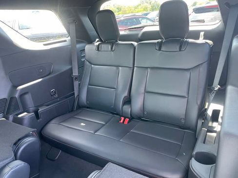 New 2026 Ford Explorer ST-Line AWD/4WD image 9