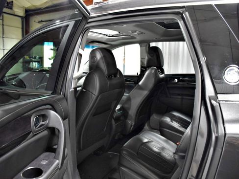 Used 2016 Buick Enclave Premium w/ Experience Buick Package image 18