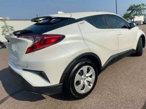 Certified 2020 Toyota C-HR LE FWD image 2