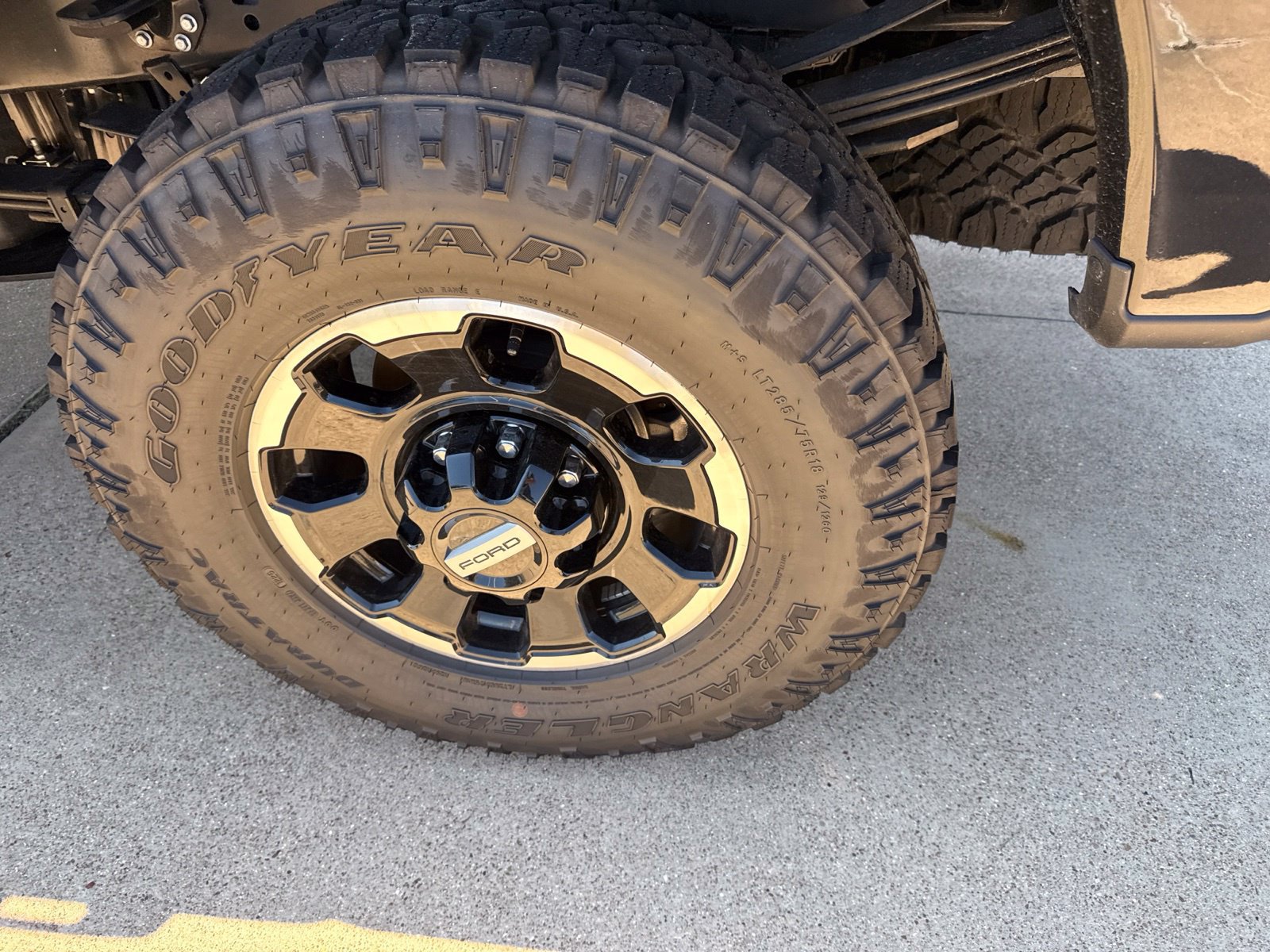 Used 2026 Ford F250 Lariat w/ Tremor Off-Road Package AWD/4WD image 11