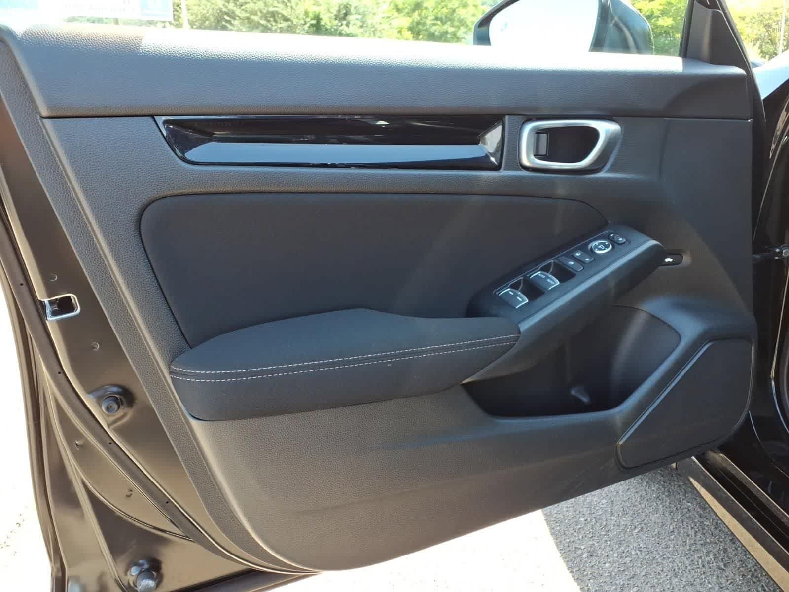 Used 2024 Honda Civic EX image 12