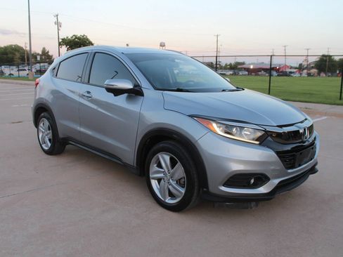 Used 2019 Honda HR-V EX-L image 4