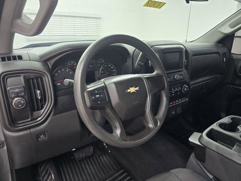Used 2020 Chevrolet Silverado 1500 Custom w/ Custom Value Package RWD image 13