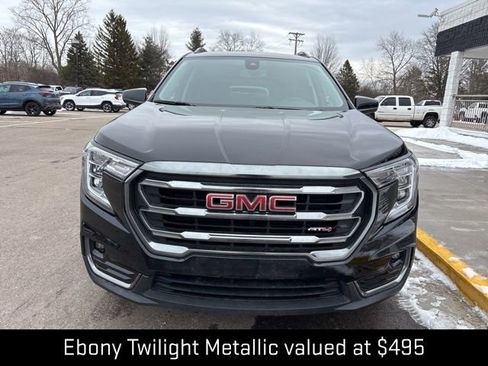 Used 2023 GMC Terrain AT4 image 3