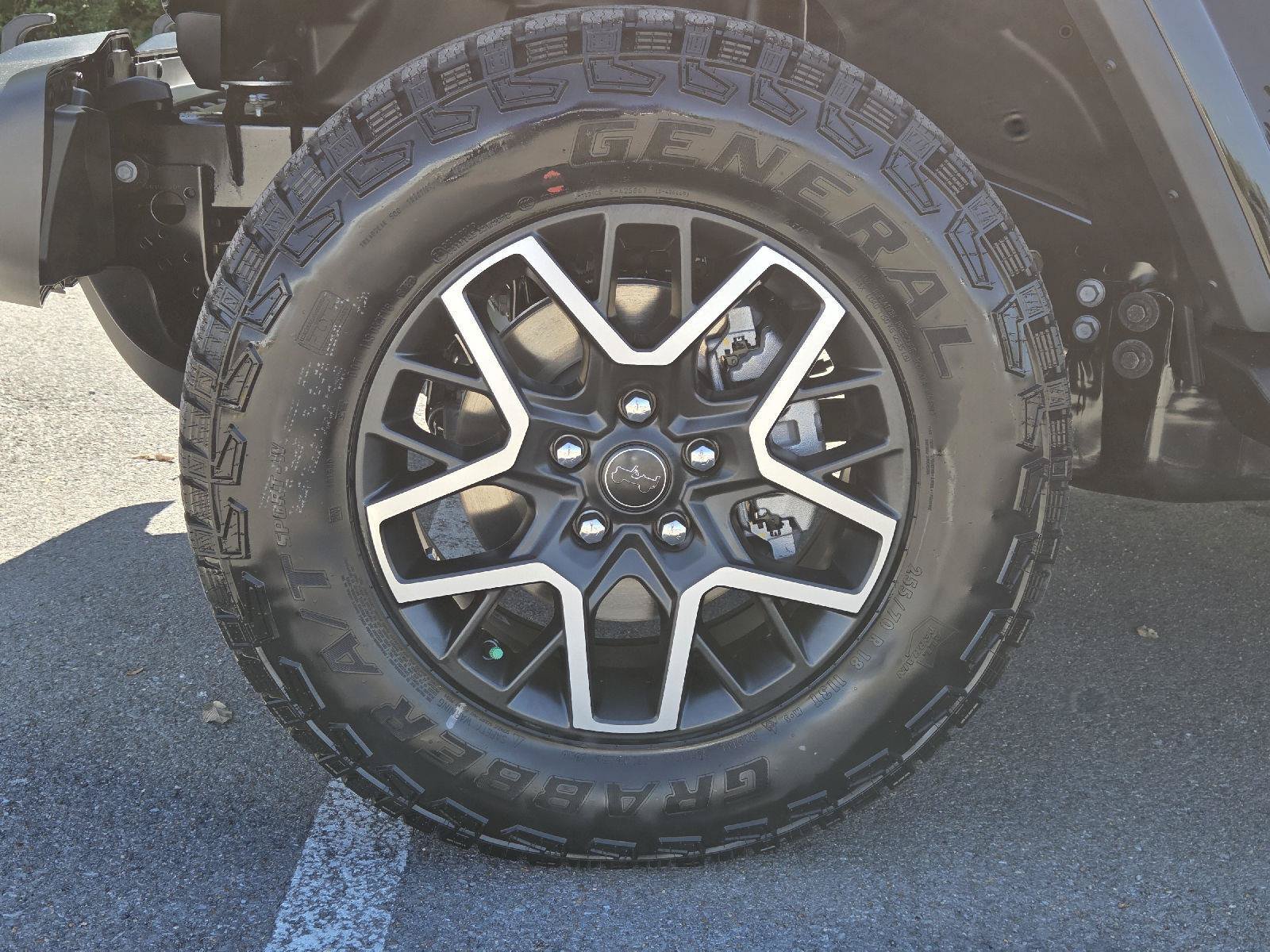 New 2027 Jeep Wrangler Unlimited Sahara AWD/4WD image 9