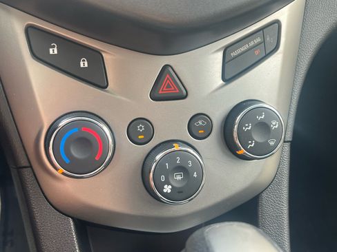 Used 2016 Chevrolet Sonic LT w/ Fun and Sun Package image 45