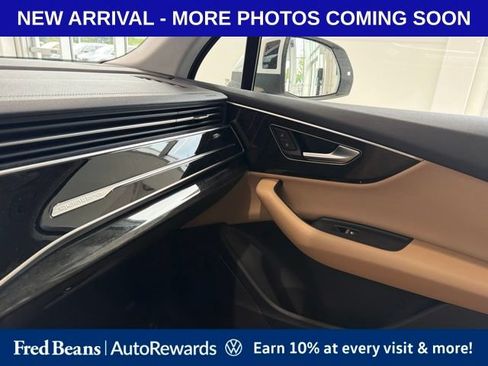 Used 2023 Audi Q7 2.0T Premium w/ Convenience Package AWD/4WD image 14