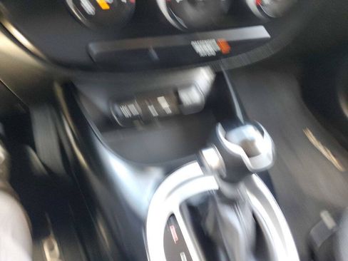 Used 2019 Kia Soul FWD image 17