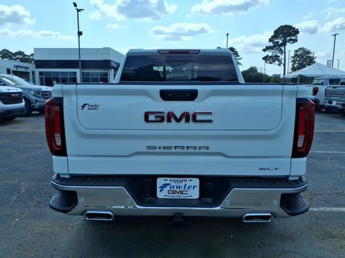 New 2026 GMC Sierra 1500 SLT w/ SLT Premium Plus Package AWD/4WD image 4