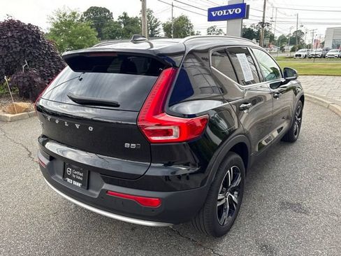 Used 2025 Volvo XC40 B5 Core AWD/4WD image 5
