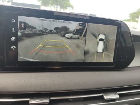 Used 2024 Hyundai Palisade SEL w/ Premium Package FWD image 7