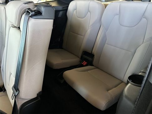 New 2026 Volvo XC90 T8 Plus w/ Protection Package Premier image 14