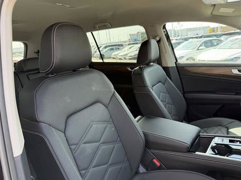 New 2026 Volkswagen Atlas SE image 22