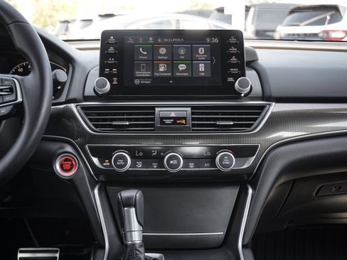 Used 2020 Honda Accord Sport image 30