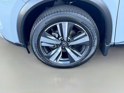 Used 2021 Nissan Rogue SL image 31