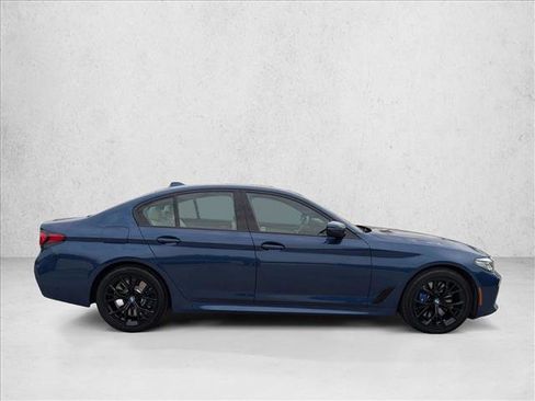 Used 2023 BMW 540i w/ M Sport Package image 4