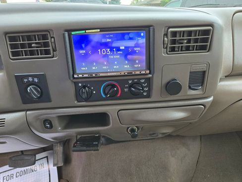 Used 2003 Ford F350 Lariat AWD/4WD image 17