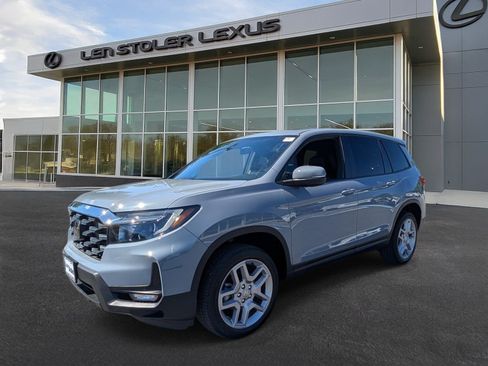 Used 2025 Honda Passport EX-L image 7