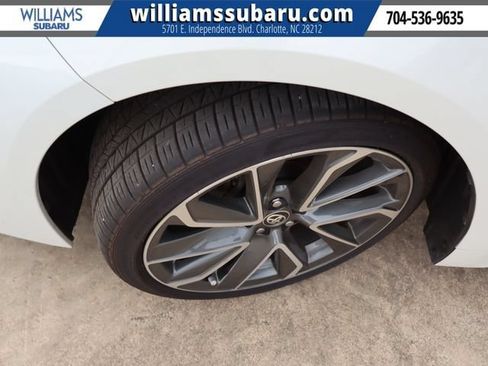 Used 2021 Toyota Corolla SE w/ SE Premium Package FWD image 43